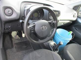 Toyota Aygo 1.0 VVTI x_fun picture 17