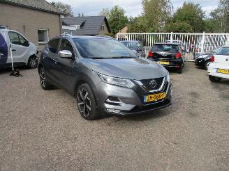 Unfallwagen Nissan Qashqai 1.3 DIG -T Tekna + NAP AUT 2019/5
