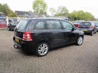 Opel Zafira 1.8 Essentis 6P PANO picture 7