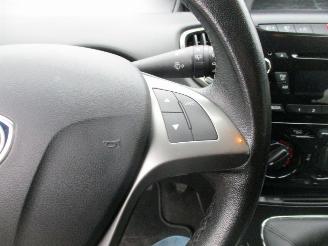 Lancia Ypsilon 0.9 TA Elefantino + NAP picture 23
