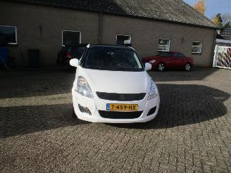 Suzuki Swift 1.2 Exclusive Airco picture 2