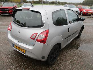 Renault Twingo 1.2-16v Authentique LPG picture 7
