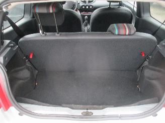 Renault Twingo 1.2-16v Authentique LPG picture 22