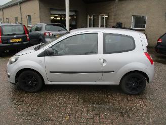 Renault Twingo 1.2-16v Authentique LPG picture 4