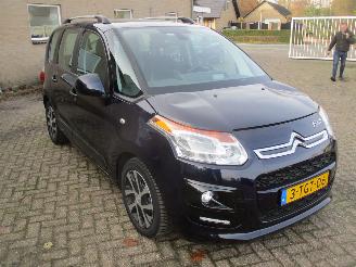 Damaged car Citroën C3 picasso 1.4 VTi-Tendance NAP 2014/1