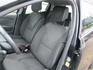 Renault Clio 0.9 Tce Iconic picture 24