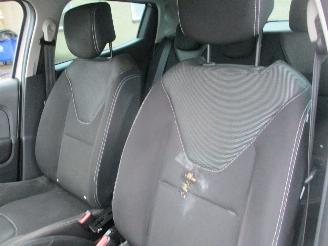 Renault Clio 0.9 TCe Expression NAP picture 18