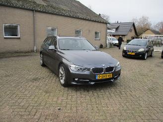 škoda osobní automobily BMW 3-serie 320i High Ececutive Touring REST BPM 800 EURO !!!! 2013/9