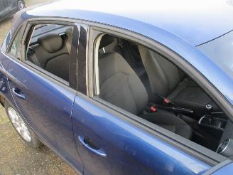 Audi A1 SPORTBACK 1.6 TDI Ambition ProL picture 9