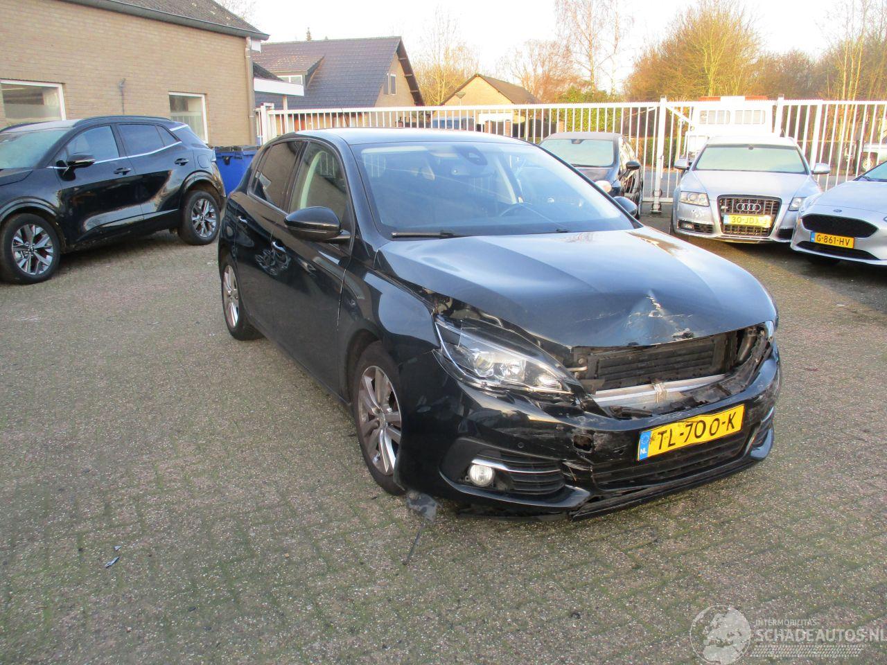 Peugeot 308 1.2 PureT.Blue l.Ex REST BPM 900 EURO !!!!