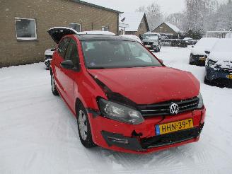 Damaged car Volkswagen Polo 1.2-12V BL.m Comfl 5drs 2013/2
