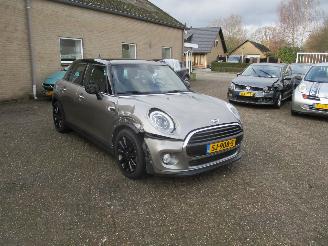 krockskadad bil auto Mini Cooper 1.5 Coop.Chili S Bns REST BPM 900 EURO !!!! 2018/4