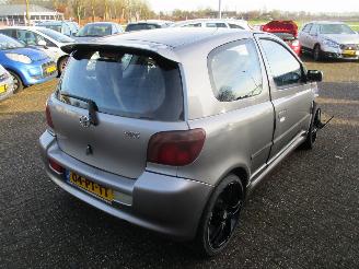 Toyota Yaris 1.5-16V VVT-i Sport picture 7