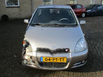 Toyota Yaris 1.5-16V VVT-i Sport picture 2