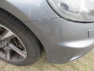 Volvo V-40 2.0 D4 R-Design Business picture 15