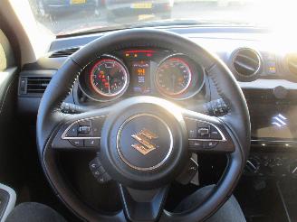 Suzuki Swift 1.2 Comfort Smart Hybrid picture 30