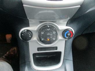 Ford Fiesta 1.6 TDCi ECO. Titan. picture 22