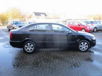 Skoda Octavia 1.6 FSI Elegance picture 8