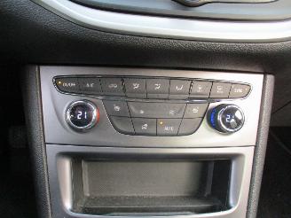 Opel Astra 1.2 Business Edition REST BPM €300,-!!! picture 24