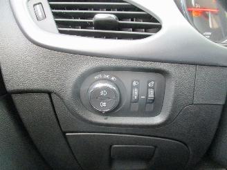 Opel Astra 1.2 Business Edition REST BPM €300,-!!! picture 30