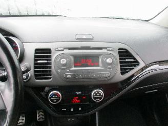 Kia Picanto 1.2 CVVT SportsLine GT-Line REST BPM €350,- picture 26