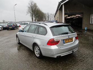 BMW 3-serie 320i High Executive picture 5