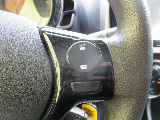 Citroën C1 1.2 PureTech Airscape Shine picture 22