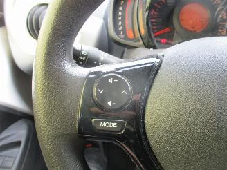 Citroën C1 1.2 PureTech Airscape Shine picture 20