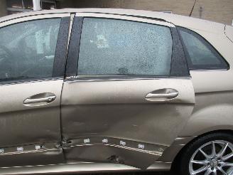 Mercedes B-klasse 200 picture 13