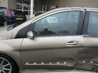 Mercedes B-klasse 200 picture 12