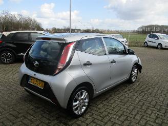 Toyota Aygo 1.0 VVT-i x-fun REST BPM €300,-!!! picture 7
