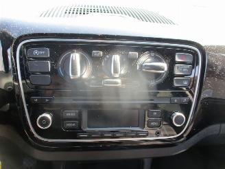 Volkswagen Up! 1.0 high up! BlueM. REST BPM €250,-!!! picture 15