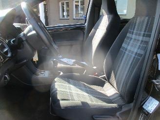 Volkswagen Up! 1.0 high up! BlueM. REST BPM €250,-!!! picture 24