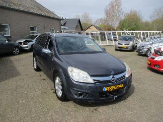 Unfallwagen Opel Astra STATION WAGON 1.6 Temptation 2007/9