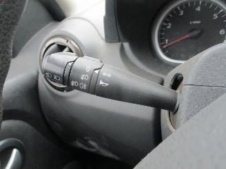 Dacia Duster 1.6 Laureate 2wd REST BPM €200,-!!! picture 22