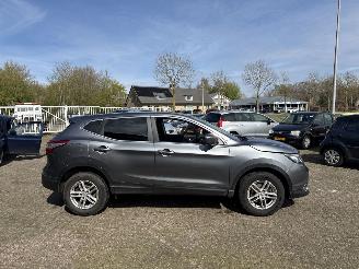 Nissan Qashqai 1.2 N-Connecta REST BPM €500!!! picture 11