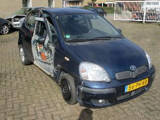 Damaged car Toyota Yaris 1.3 VVT-i Idols 2004/6