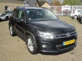 Schadeauto Volkswagen Tiguan 2.0 TSI Sport&Style 4motion REST BPM €1600,-!!! 2013/5