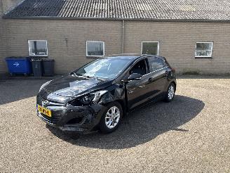 Hyundai I-30 1.6 GDI i-Motion Pl. REST BPM €500,-!!! picture 3