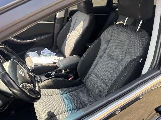 Hyundai I-30 1.6 GDI i-Motion Pl. REST BPM €500,-!!! picture 25