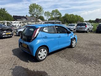 Toyota Aygo 1.0 VVT-i x-Play REST BPM €250,-!!! picture 9