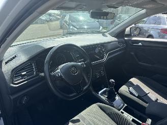 Volkswagen T-Roc 1.5 TSI Style Business REST BPM €1500,-!!! picture 16