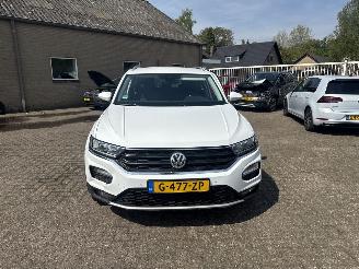 Volkswagen T-Roc 1.5 TSI Style Business REST BPM €1500,-!!! picture 2
