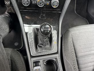 Volkswagen Golf 1.2 TSI Highline picture 21