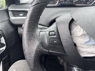 Peugeot 208 1.6 VTi Allure REST BPM €800,-!!! picture 26