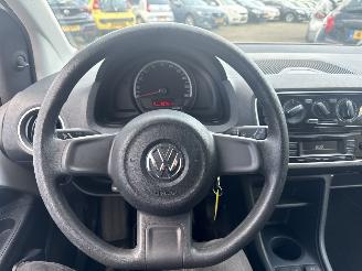 Volkswagen Up! 1.0 move up! BlueMotion picture 18
