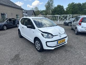 Schadeauto Volkswagen Up! 1.0 move up! BlueMotion 2016/7