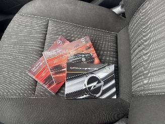 Opel Astra 1.4 Edition picture 23