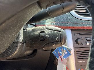 Peugeot 207 1.6-16V T Sport picture 21