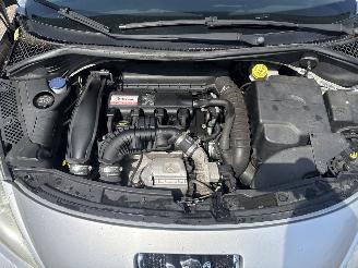 Peugeot 207 1.6-16V T Sport picture 26